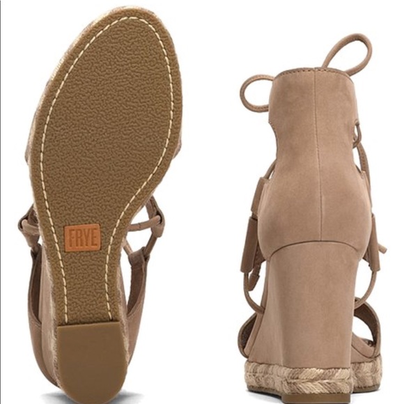 NWT💛Frye Roberta Ghillie Suede Wedge Sandal - Picture 3 of 8
